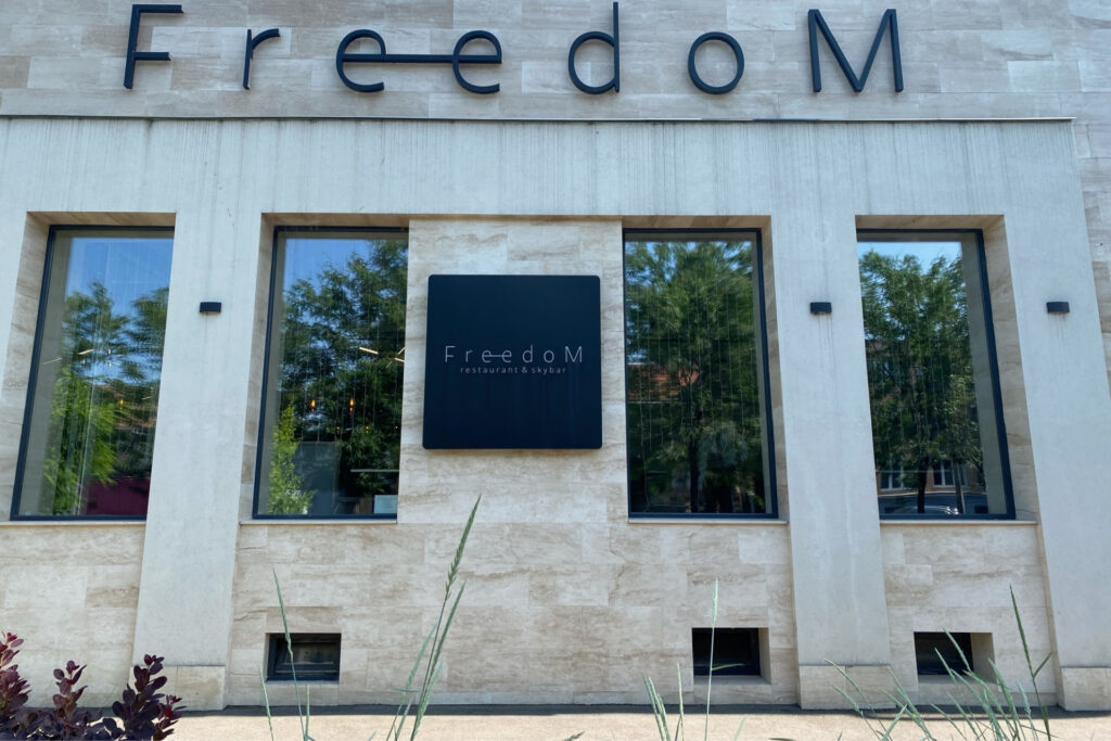 Freedom Restaurant and Skybar, Debrecen